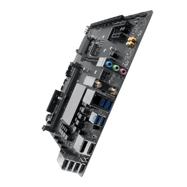 Motherboard ADVANCE MTDK, incorpora procesador Core i7-13650HX 2.60/4.90GHz, HDMI(1)/DP(1)